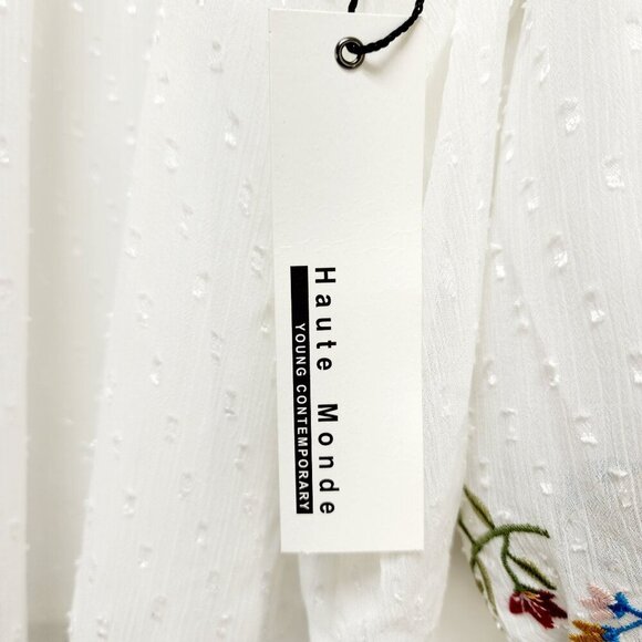 White Peasant Blouse With Floral Embroidery & 3/4 Sleeves By Haute Monde Size M - Picture 11 of 12